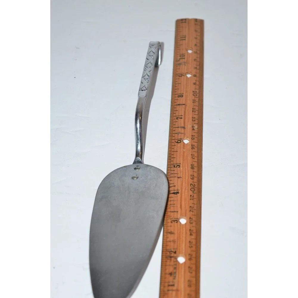 Irvin Ware Chrome USA Pie Cake Server  MCM Handle Flatware Serving Piece